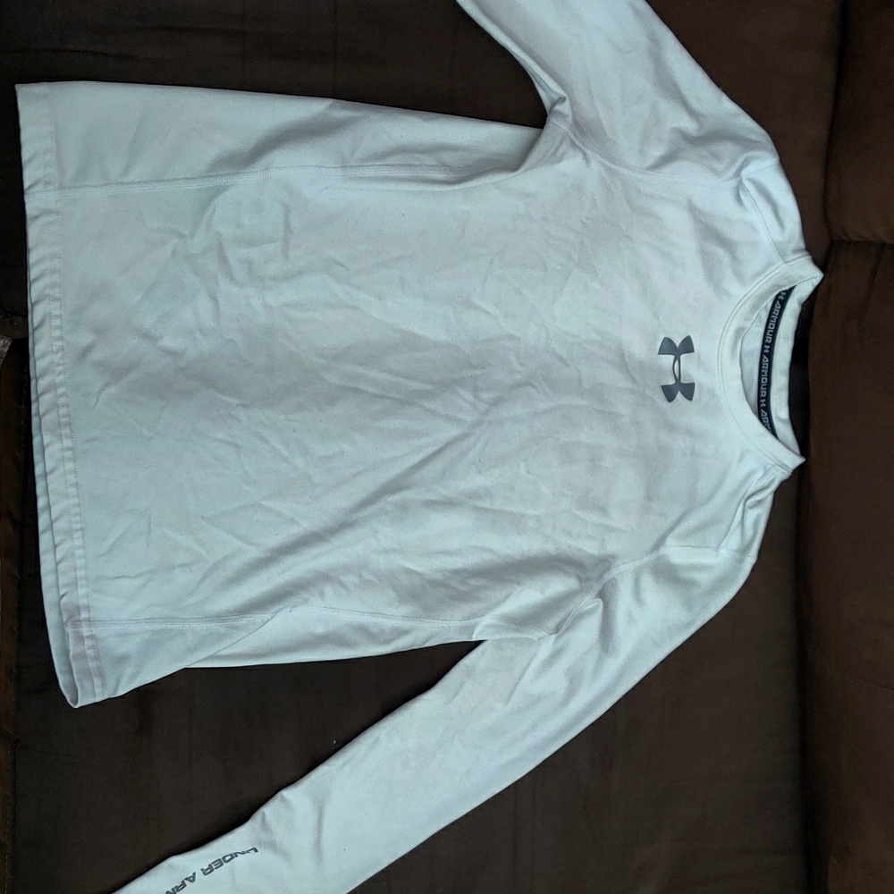 Boys YLG Cold Gear Armour long sleeve.